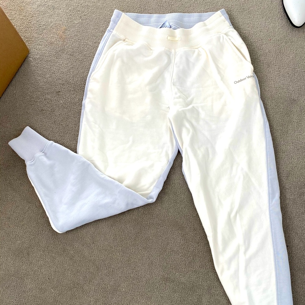 Outdoor voices dual block color joggers